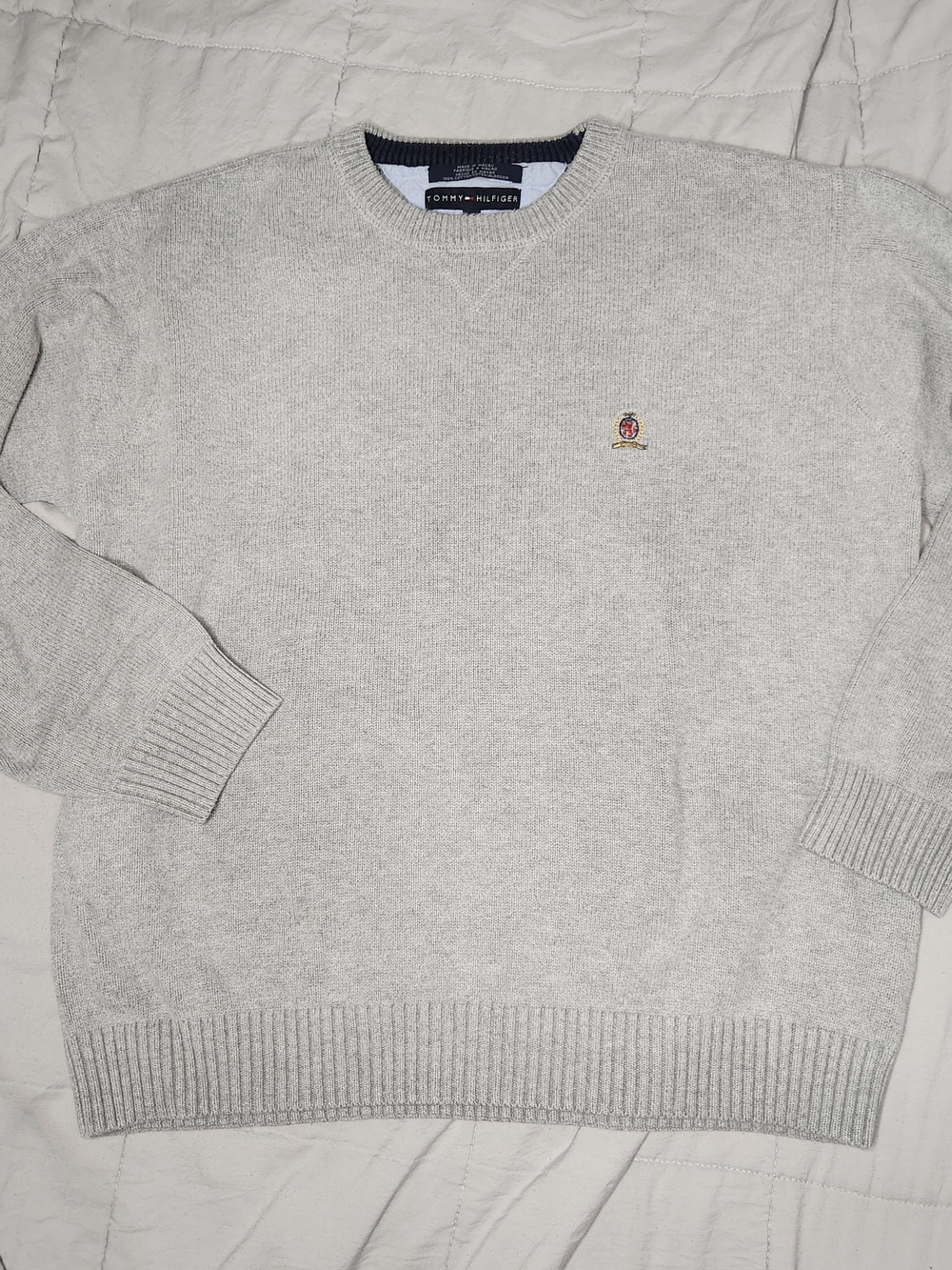 Tommy Hilfiger Men's Heather Gray Crewneck Sweater